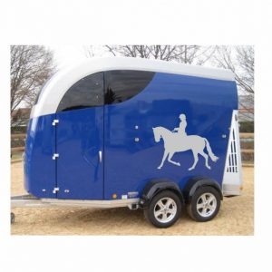 reiterin aufkleber fuer pferdeanhaenger in verschiedenen farben