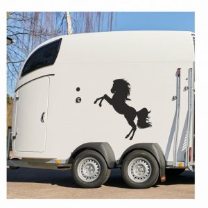 wildpferd aufkleber fuer pferdeanhaenger