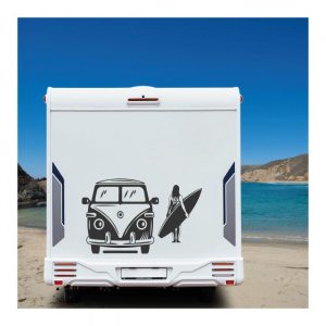 surferin mit oldtimer