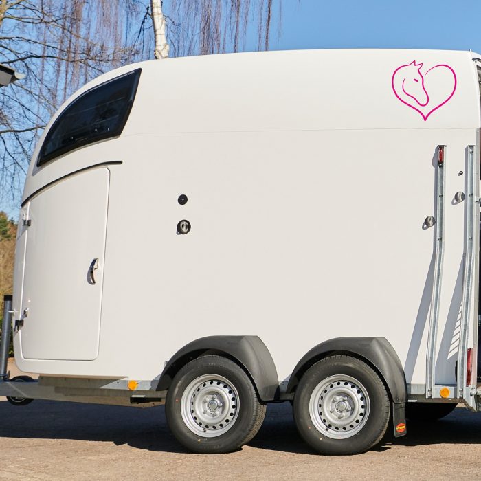 love pferd aufkleber für pferdeanhänger.