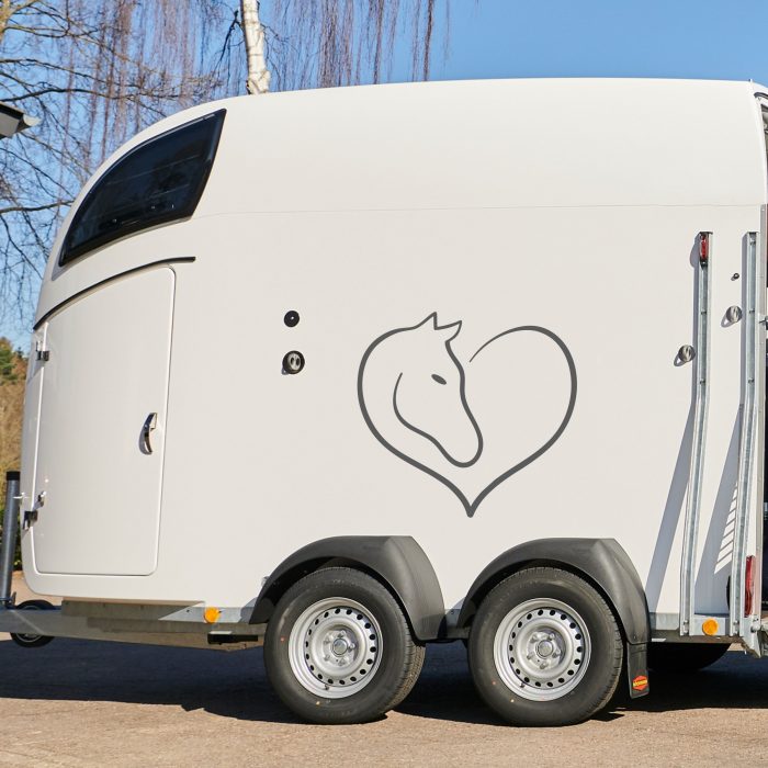 love pferd aufkleber für pferdeanhänger.