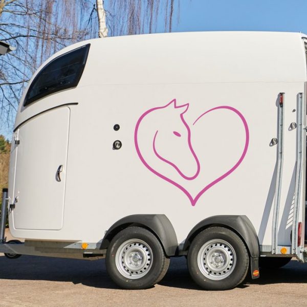 love pferd aufkleber für pferdeanhänger.
