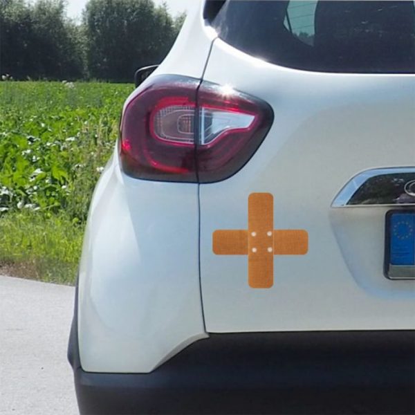 pflaster kreuz aufkleber funsticker